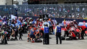 Start tertunda bikin deg-degan? MotoGP ubah aturan Jerez untuk keselamatan pembalap